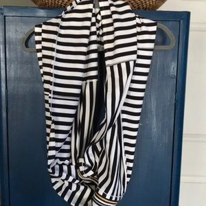 Lululumon Vinyasa scarf
